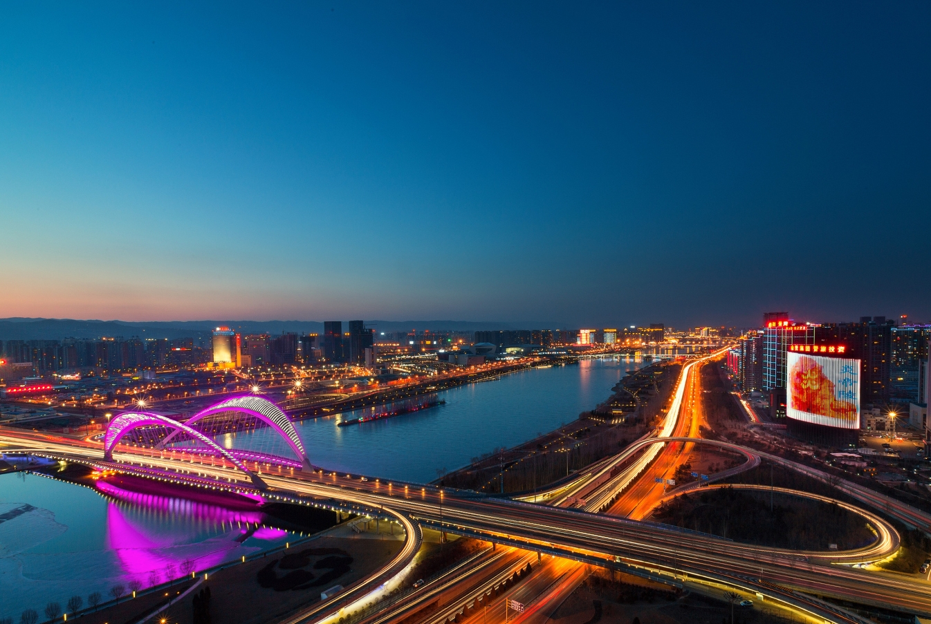 太原,亲爱的听众朋友们的故事启程地