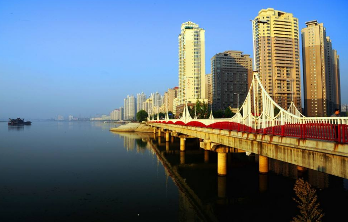 丹东风华,古韵犹存,山水之韵,词人的笔下描绘的瑰丽画卷